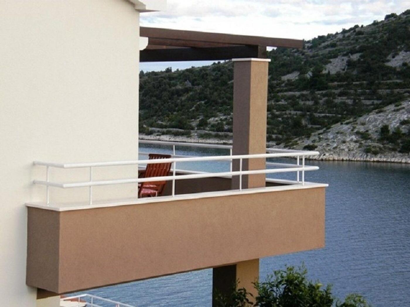 Apartments Ljubi Vinisce Exterior foto