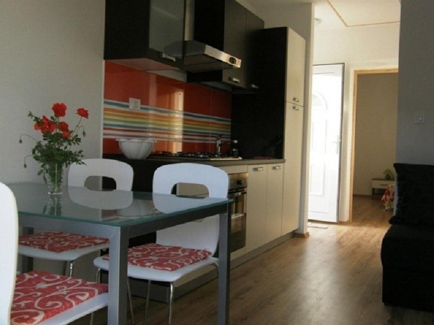 Apartments Ljubi Vinisce Exterior foto